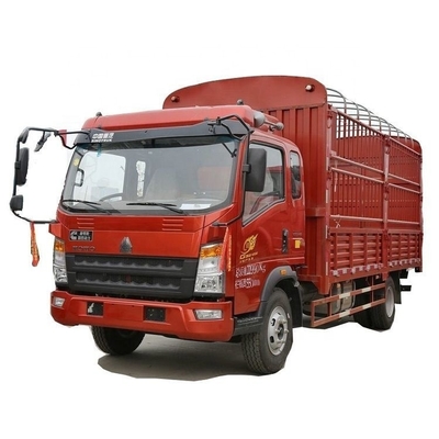 Sinotruk HOWO Commander 220HP 6.75m Van Cargo Truck com capacidade de tanque de combustível de 300-400L