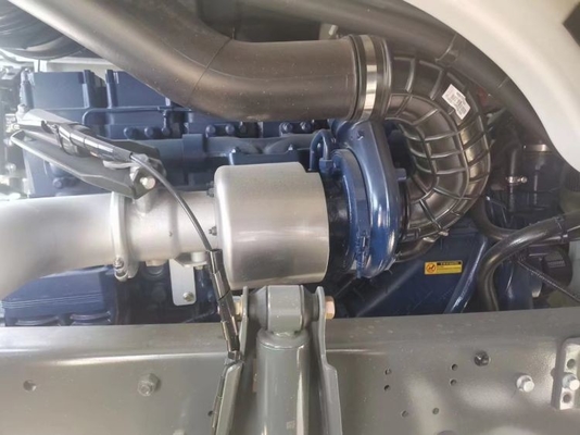 Meia fileira Diesel SinotruK usado haow 371 cabeça de trator remodelado carro especial de trator