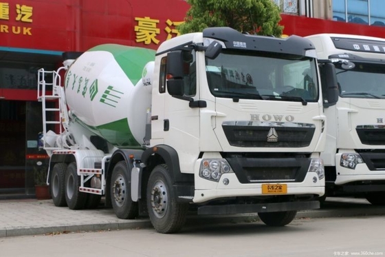 Lojas de materiais de construção usados SinotruK HOWO T5G 340HP 8X4 7.37 Quadrado caminhão de mistura de concreto