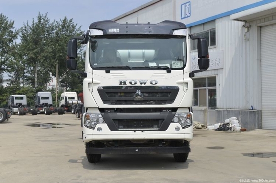 Sinotruk HOWO TX6 340 HP 8X4 7.37 Carrinho de mistura de concreto quadrado para o requisito do cliente