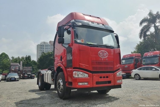 Fabricado Faw Jiefang J6M 350HP Trator 4X2 caminhão pesado com cadeira de motorista de suspensão pneumática