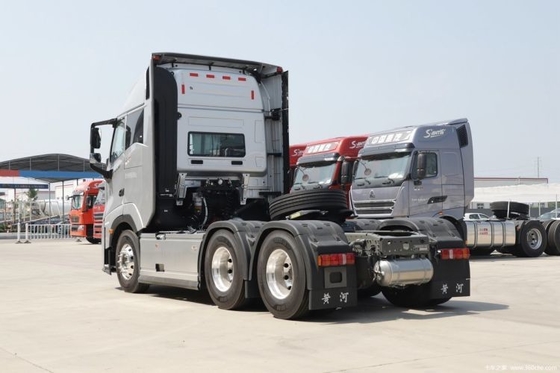 Alta capacidade de carga 570HP Rio Amarelo X7 camião pesado 6X4 AMT trator automático 23 anos