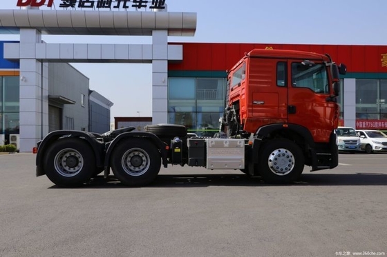 SinotruK HOWO TX7 camião pesado GNL GNC 4*2 camião de tração veículo de transporte logístico