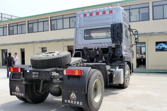 Em estoque Usado SinoTRUK Hauman camião pesado especial cabeçote de camião 4*2 6*4 camião de tracção CHG GNL