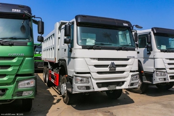 6.8X2.35X1.5 Tanque de carga 8X4 371hp 375 HP HOWO-70 km Caminhão de descarga com roda motriz 6x4