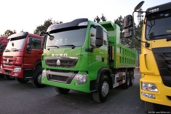 Caminhão pesado nacional HOWO T5G 6X4 Caminhão de descarga de 5,8 metros com capacidade de motor de 310 HP e 2 passageiros
