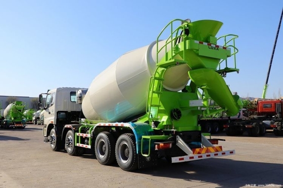 Fukuda Auman ETX 340 cavalos de potência 8X4 7,87 caminhão de mistura de concreto quadrado