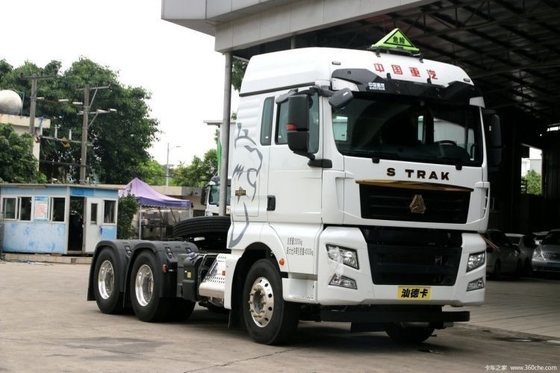 Sinotruk SITRAK C7H 6X4 440HP caminhão pesado para transporte de produtos químicos perigosos em um