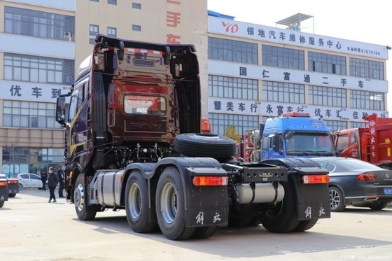 560 HP Faw Jiefang J6V 6X4 cabeça de caminhão de tração para transporte logístico