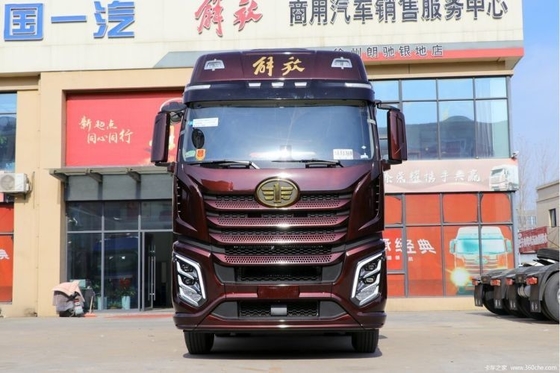 560 HP Faw Jiefang J6V 6X4 cabeça de caminhão de tração para transporte logístico