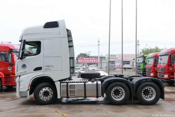 Caminhão usado Delong X6000 560 HP 6x4 Tração Caminhão cabeça com meia fila de filas de assentos