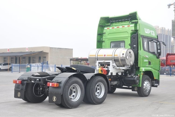 Caminhões-retratores de GNL 6X4 de 430 cv com sistema multimédia e capacidade do tanque de combustível ≥ 600 l