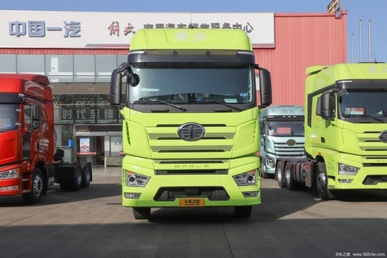 FAW Jiefang J7 camião pesado 6X4 GNL camião de tração 530hp motor e controle de cruzeiro ACC