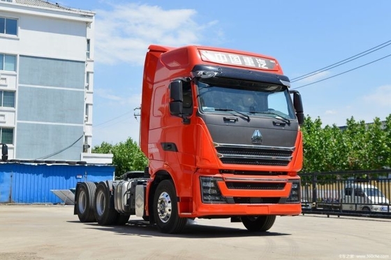 Caminhão pesado nacional equipado com câmera traseira de 360° HOWO TH7 480hp 6X4 Caminhões tractores