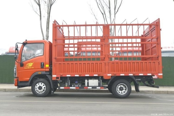 Tanque de carga Dimensão 4,15*2,45*2,3m Caminhão pesado HOWO Wang 4X2 160HP Caminhão leve de grade