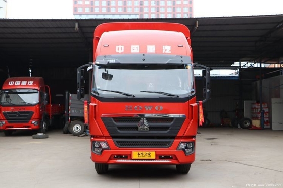Direção Direita SinotruK HOWO G5X Card 4X2 220 HP 6.75m Caminhão de Semi-Armazém com ABS
