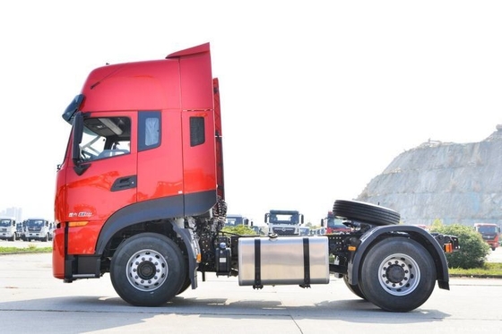 Meia fileira de assentos fileiras Dongfeng Tianlong KL 385 HP 4X2 caminhões tractor com touch screen
