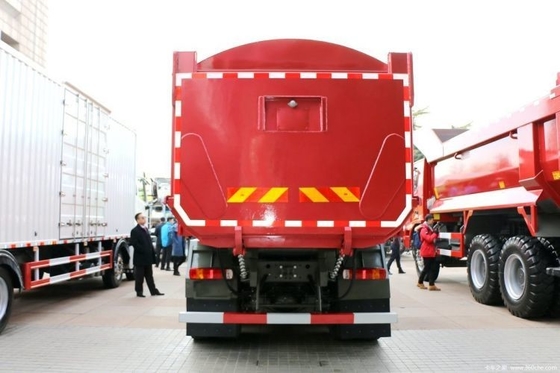 Popular segunda mão SINOTRUCK HOWO caminhão pesado 440 HP 8X4 camião de lixo 7,6m