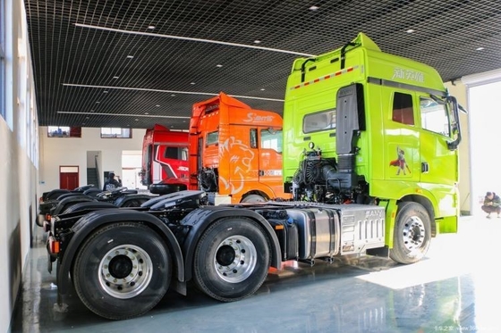 Caminhão pesado Trinity 585 HP 6X4 AMT Caminhão tractor automático para mudança de marcha atrás Número 2