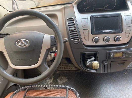 Autocarro Escolar Euro 3 usado para alunos do ensino primário para atender às necessidades dos clientes