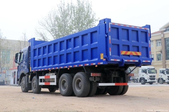 Caminhão pesado usado Sinotruk HOWO T7H 440HP 8X4 7.6m Caminhão de descarga com tanque de combustível de 300-400L