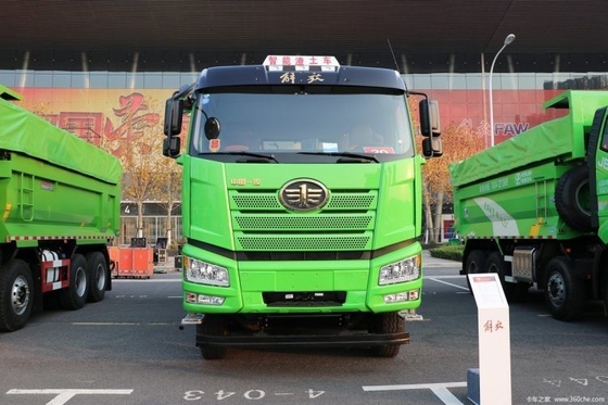 Combustível- 2020 Faw Jiefang J6P caminhão pesado 8X4 5.6m camiões de descarga para as necessidades do seu negócio