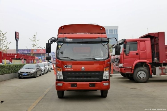 Sinotruk HOWO Commander 220HP 6.75m Van Cargo Truck com capacidade de tanque de combustível de 300-400L