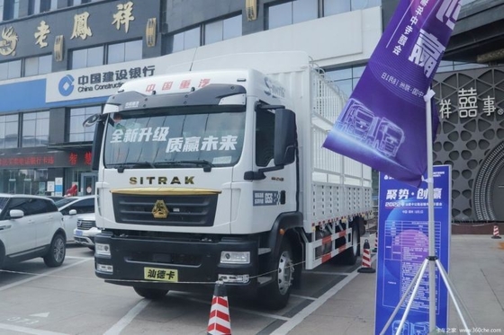 270 HP SINOTRUCK SITRAK G5S Luxury 4X2 6.8m AMT Transmissão Automática