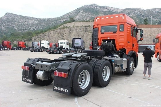 Velocidade máxima 110KM h Utilizado HOWO TX 430 HP 6X4 caminhão tractor com capacidade do motor 8L