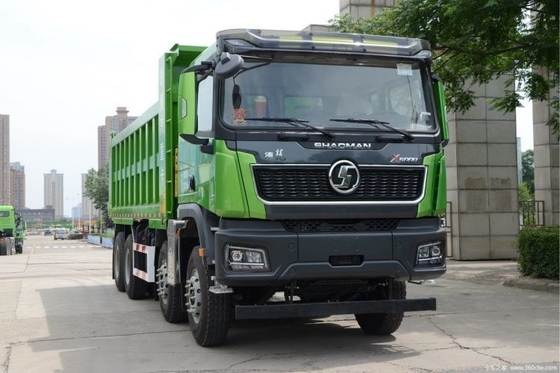 Compra um camião Shacman Delon X5000 8X4 com 430 cavalos e sistema multimédia.
