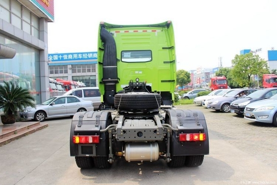 440 cavalos de potência 4X2 Sinotruk HOWO T7H Trator com 2 passageiros e capacidade do motor de 8L