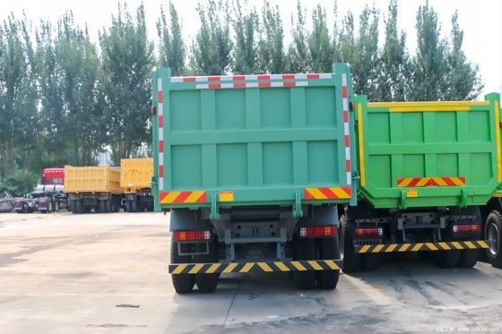 Direito de condução 23 Sinotruk HOWO-7 375hp 8X4 7,6m camiões de lixo para hot boutique carros usados